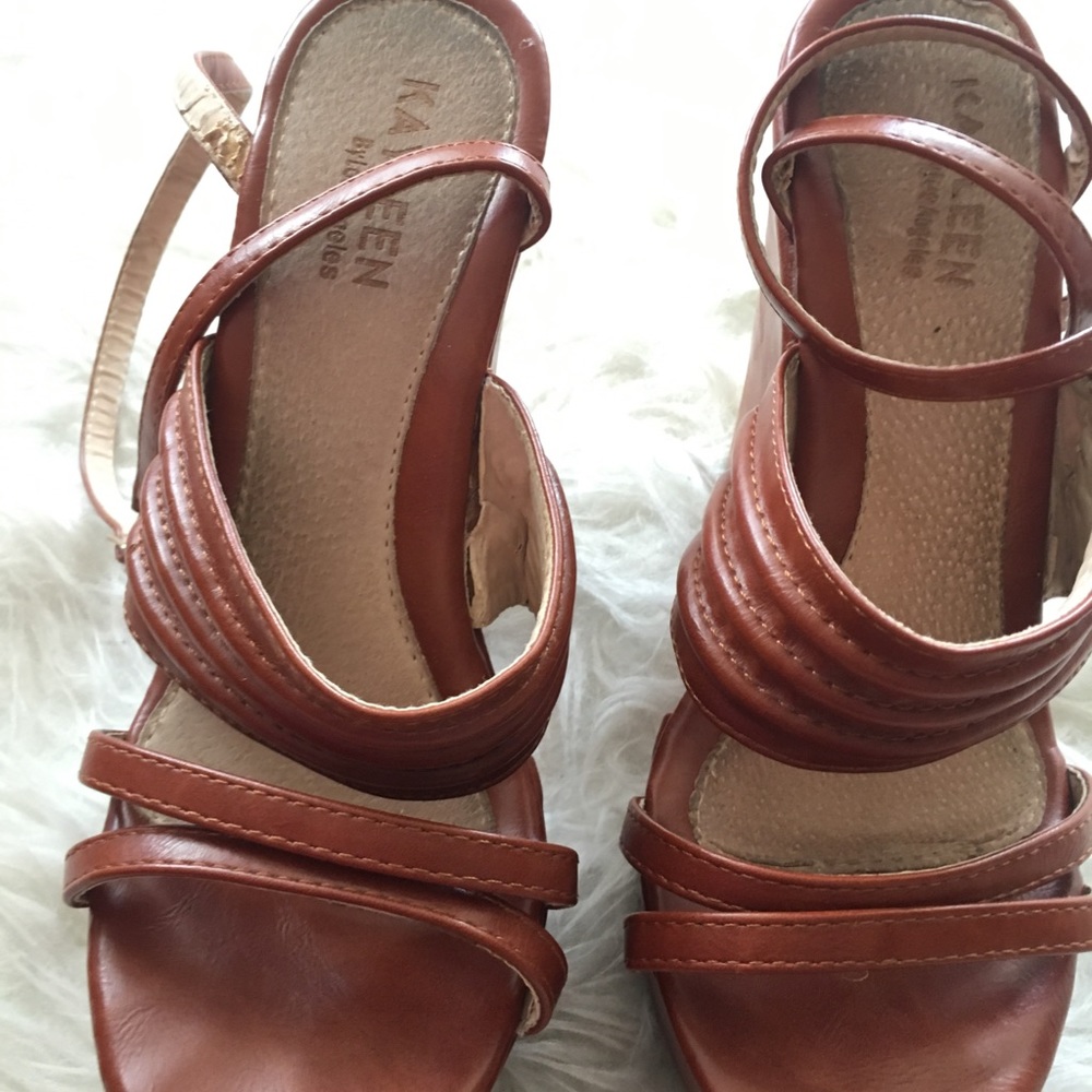 Beige Wedge platform - Picture 6 of 6